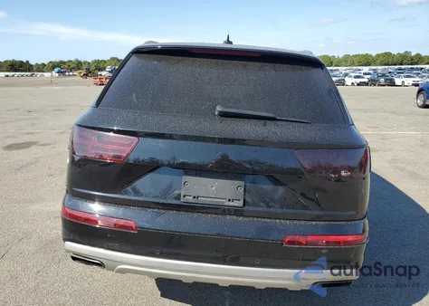 2019 Audi Q7 Premium Plus z USA, uszkodzony, nr VIN WA1LAAF7XKD015082